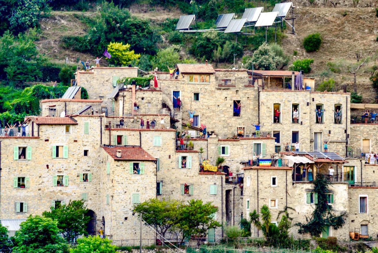 Ecovillaggio Torri Superiore ภายนอก รูปภาพ